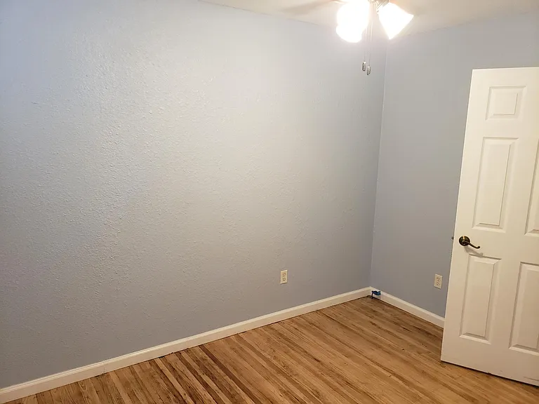 Upstairs Bedroom 3