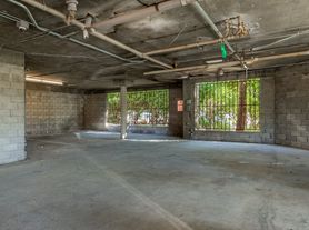 Deer Park Apartments - 95-99 Professional Center Pkwy