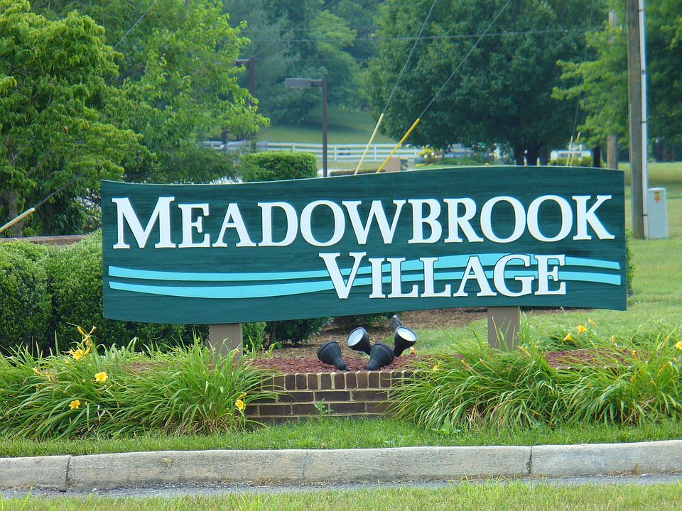 Entrance to community