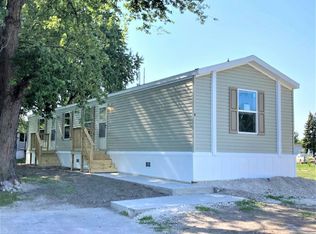 9 Chillon Dr, Chicago Heights, IL 60411