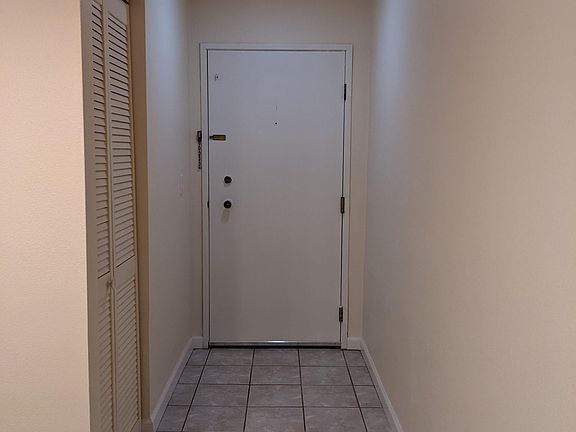 3rd image of 14630 NE 32nd St APT E2