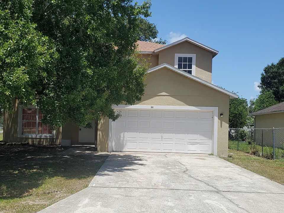 301 Colonade Ct