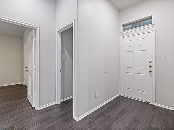 5th image of 8908 King Ranch Dr