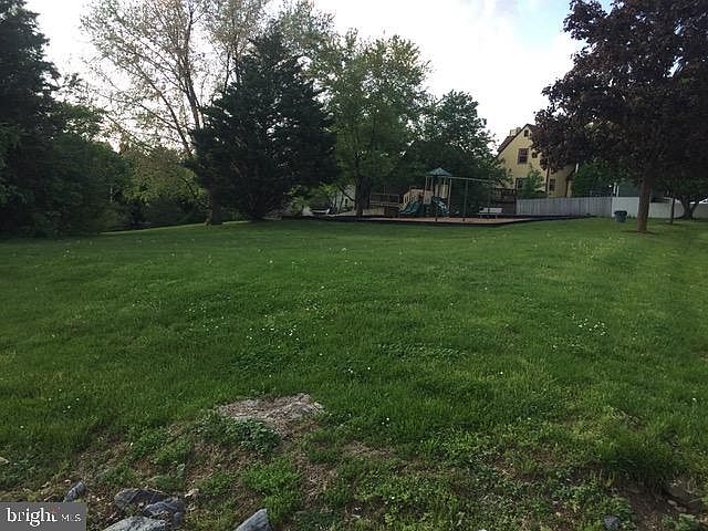 2nd image of 6586 Edgewood Rd