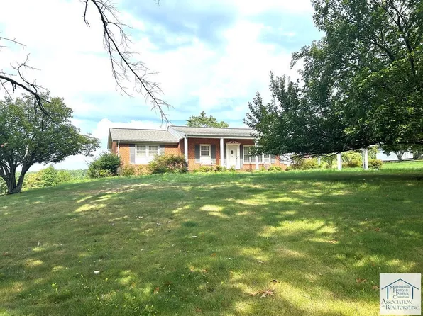 380 Orchard Dr, Bassett, VA 24055