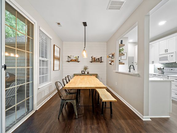 4th image of 5276 Elston Ln