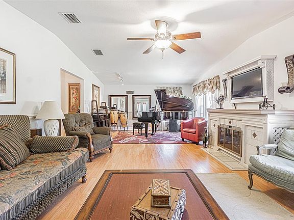 4th image of 37627 LORENA AVENUE