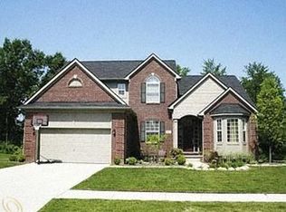 4761 Turtlewood Ct, Commerce Twp, MI