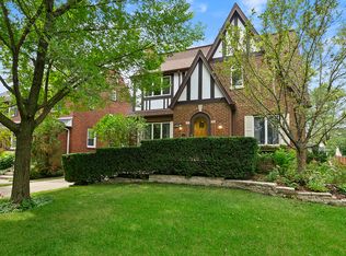 126 Wisner St, Park Ridge, IL 60068