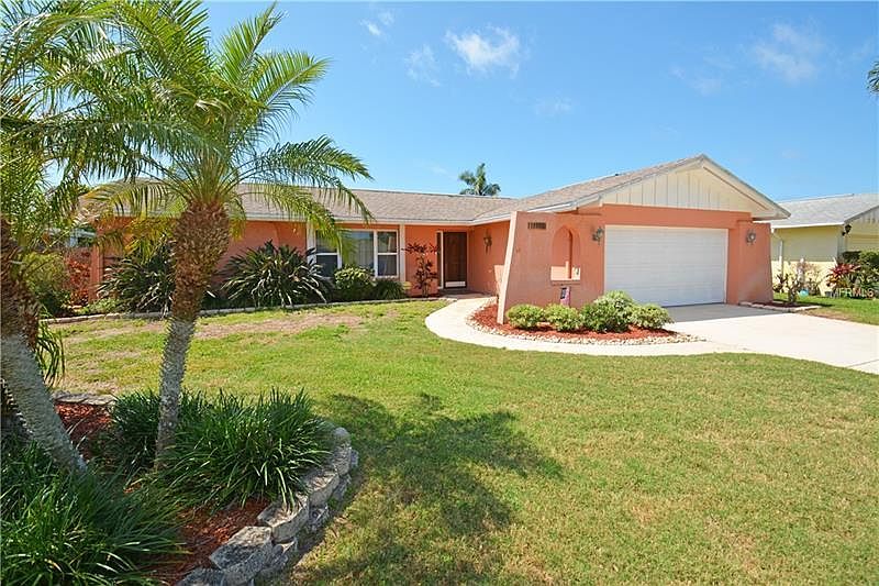 1st image of 13390 Hacienda Dr