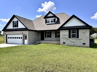 150 Sundance Dr, Lawrenceburg, TN 38464