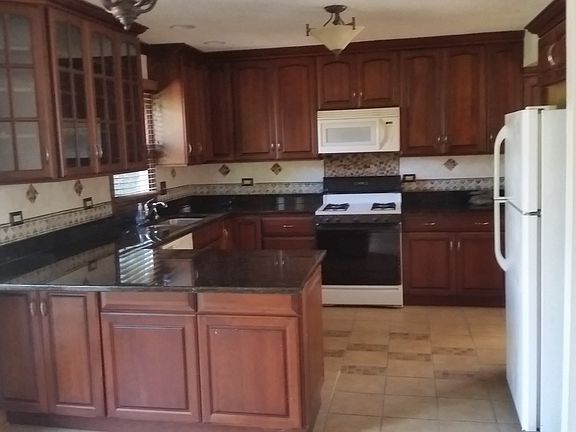 4th image of 308 Homewood Dr
