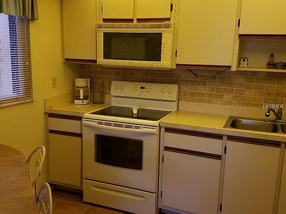 4th image of 19505 Quesada Ave #J