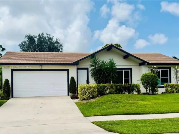 2411 NW 31st St, Boca Raton, FL 33431