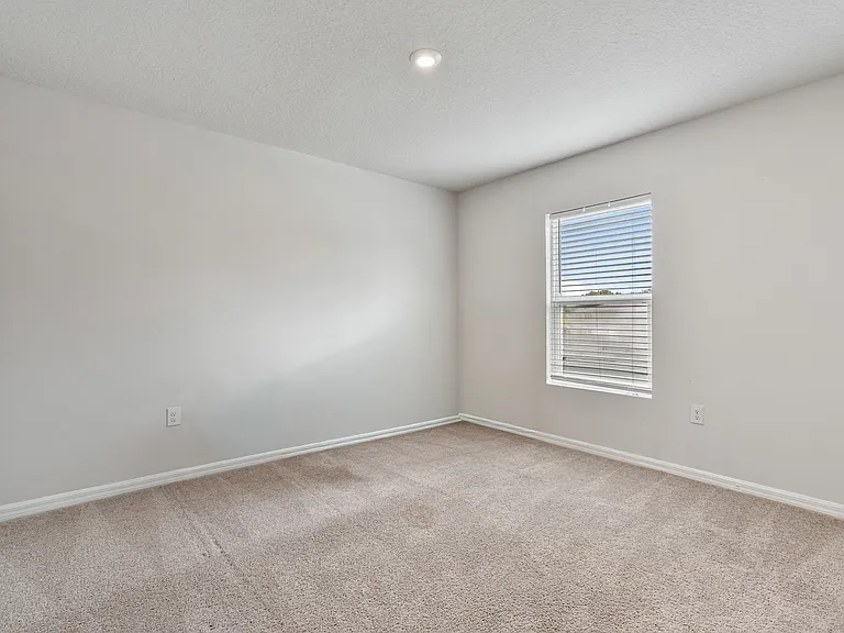 1463 Swan Ct — Photo 9