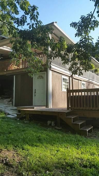 1st image of 694 Lake Ln #3