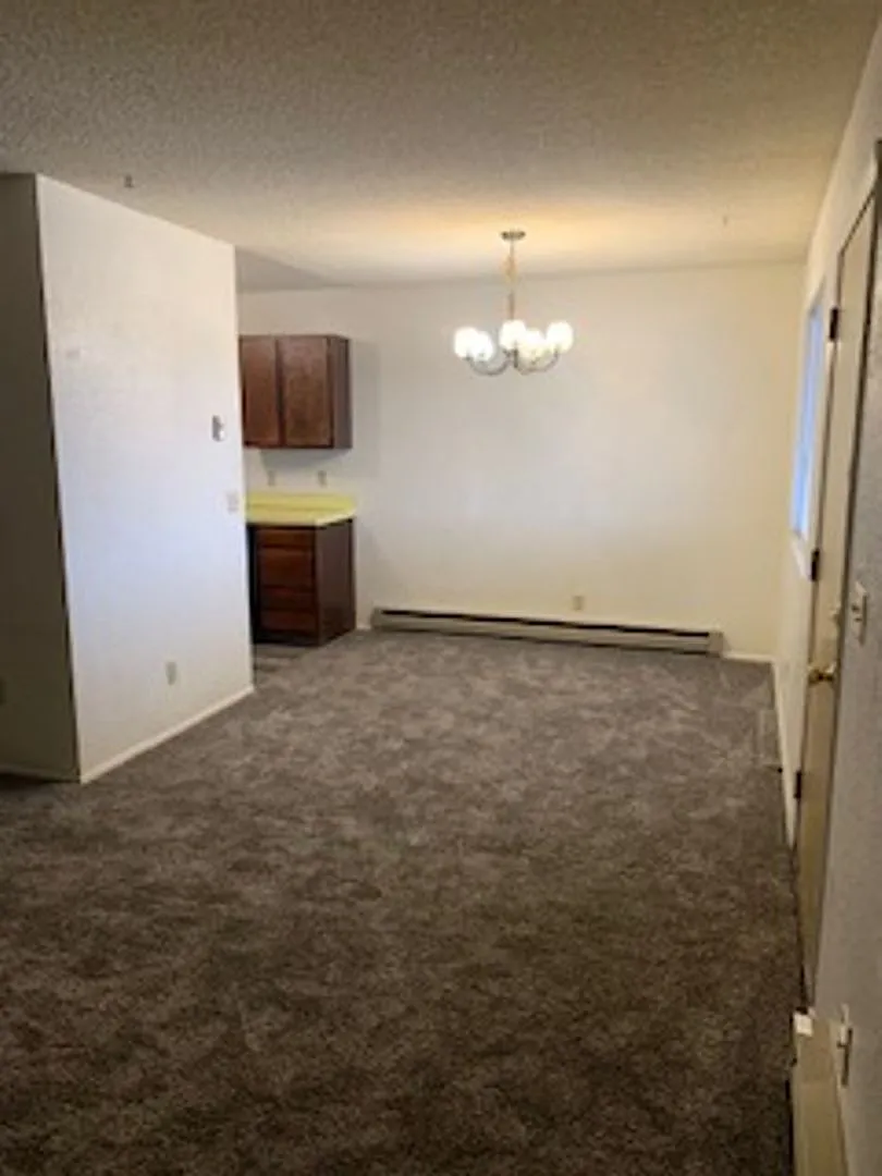 44 6th Street Apartments — Photo 1