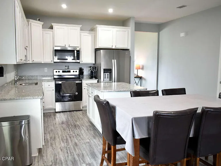 806 Cason Dr — Photo 23