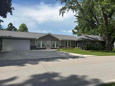 10484 Pretty Lake Trl, Plymouth, IN, 46563