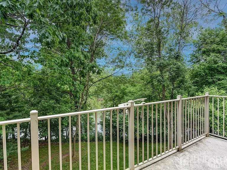 248 River Rd — Photo 17