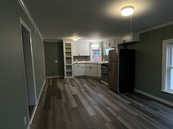 419 Central St APT 2