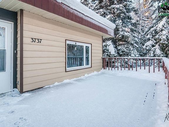 2nd image of 3737 Erickson Ave