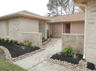 607 Dixie Dr, League City, TX 77573