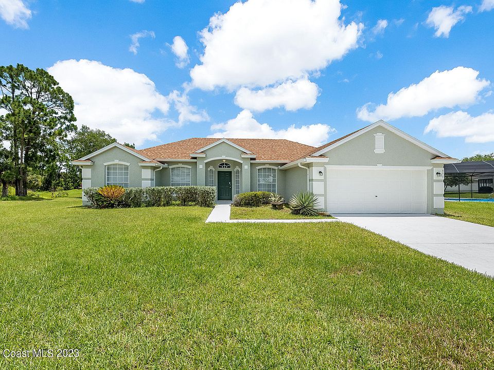 1st image of 890 Sandhurst Ct