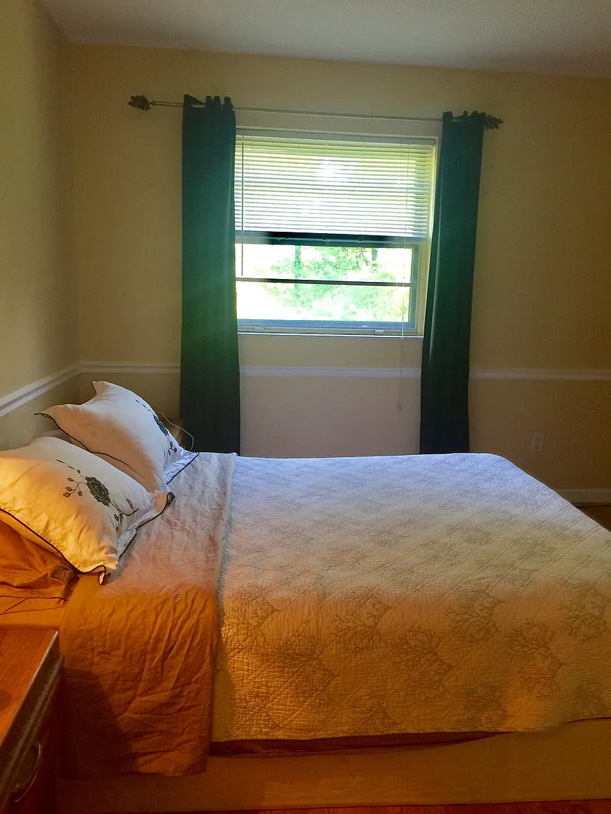 211 Braeshire Dr APT A photo 1