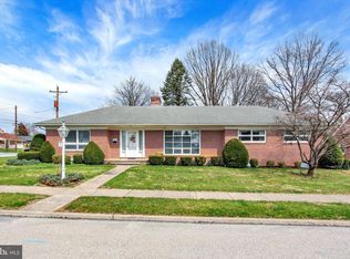 241 Charles St, Hanover, PA 17331