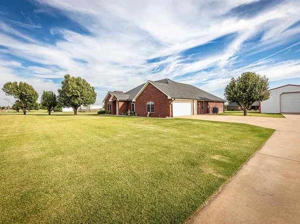 7075 NE Watts Rd, Elgin, OK 73538