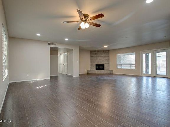 5th image of 18255 N 75th Dr