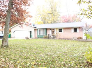 54 Tanner Lake Rd, Hastings, MI 49058
