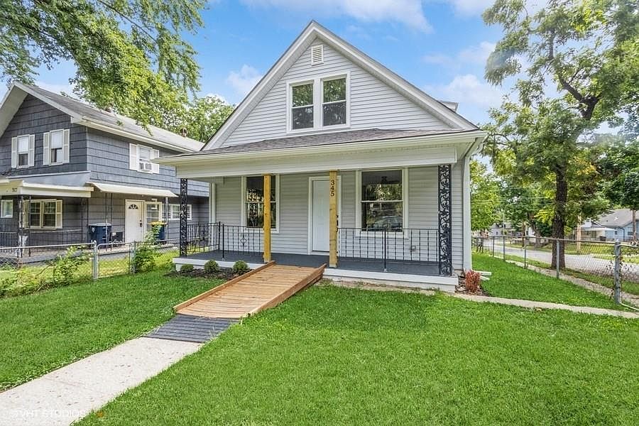 1st image of 345 Quincy Ave