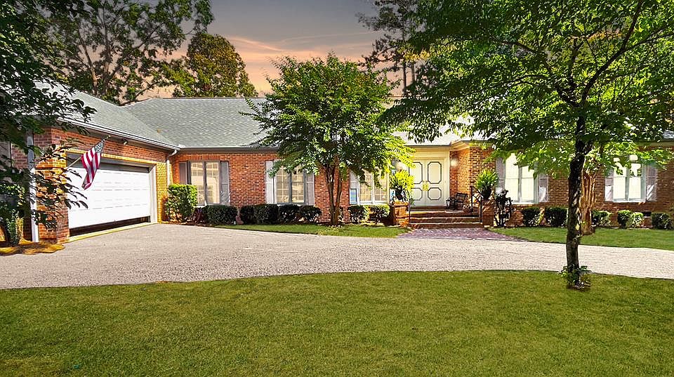 1st image of 604 Gatewood Dr