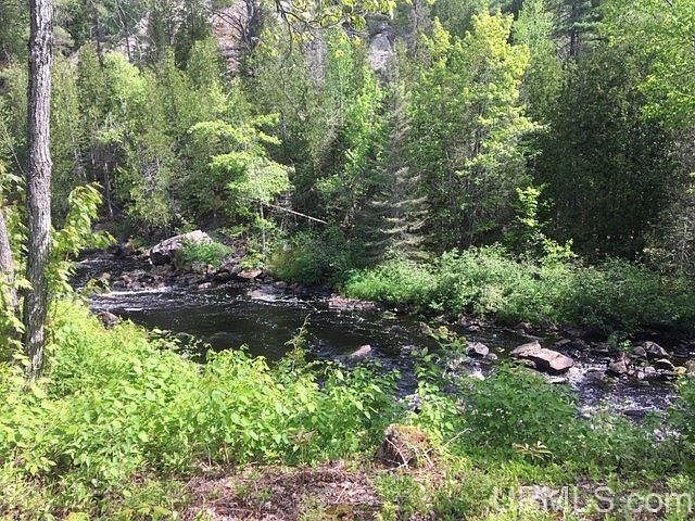 1st image of 410 Peshekee Grade