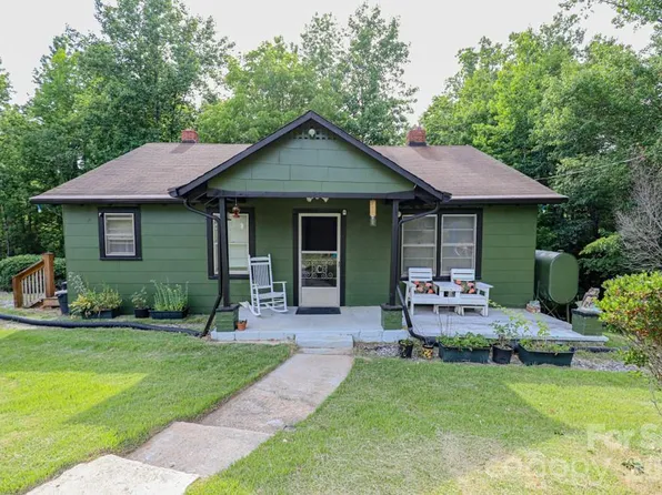1646 Silver St, Morganton, NC 28655