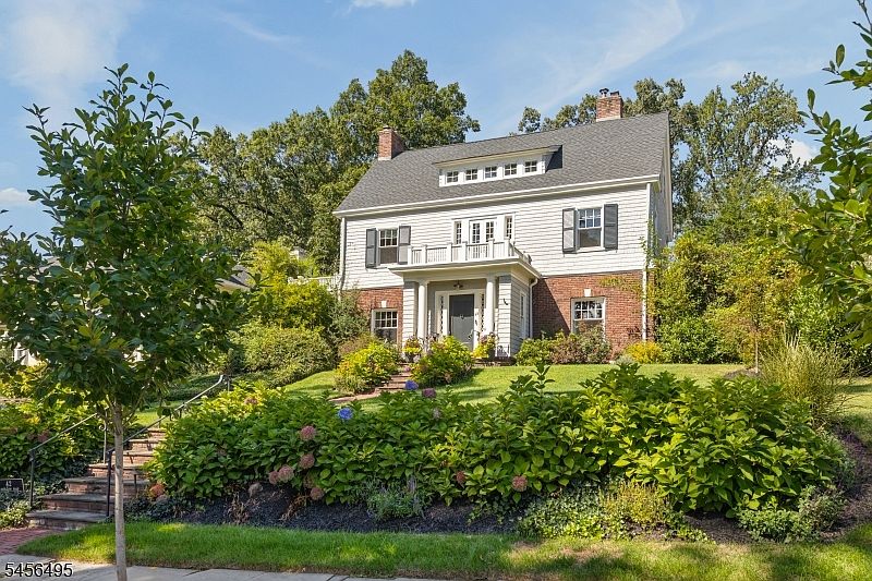 1st image of 42 Hamilton Rd