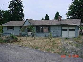 2nd image of 441 Warren St SW