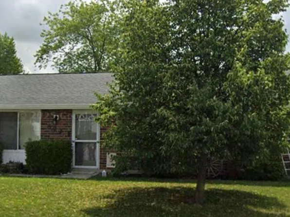 892 Yorkshire Ct, Saint Marys, OH 45885