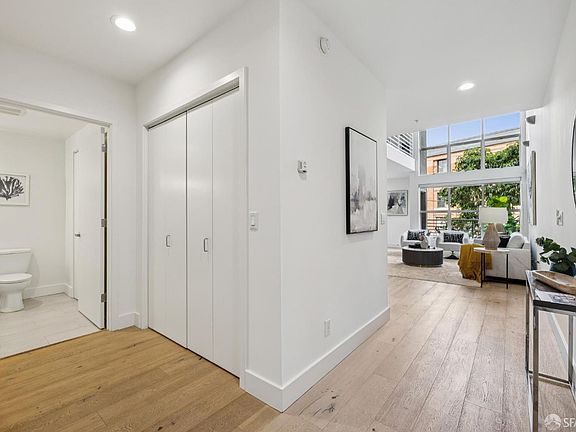 4th image of 320 Alabama St APT 4