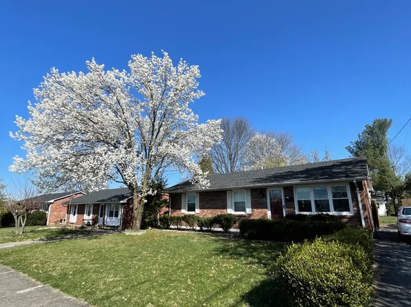 3564 Camelot Dr, Lexington, KY 40517