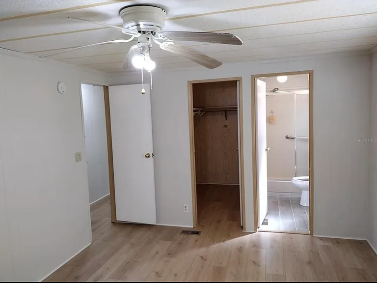 925 Beechwood Ave — Photo 1