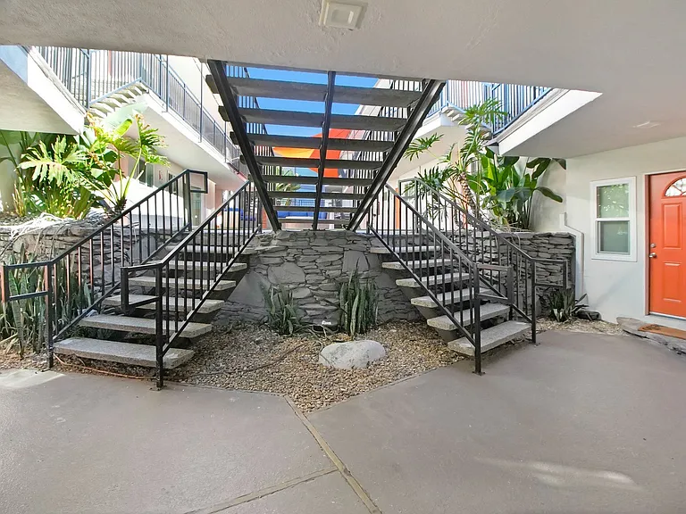 Citra Apartments — Photo 61