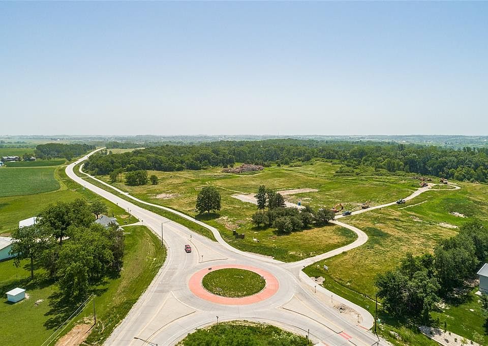 1st image of Oak Ave NE Lot 1