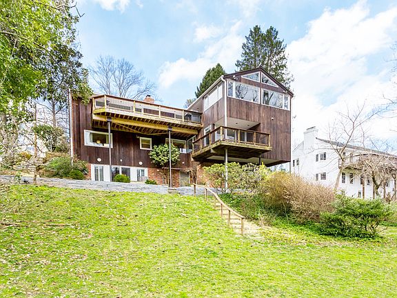 4th image of 1440 Waggaman Cir