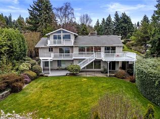 17140 Sea Lawn Dr, Edmonds, WA 98026