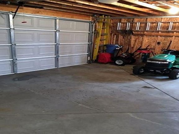 4th image of 4958 Williams Ave