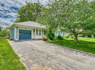 1023 Denise Rd, Rochester, NY 14616