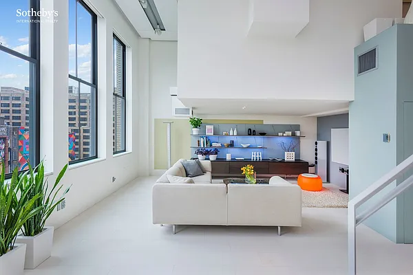 Sold by Sotheby's International Realty | media 3